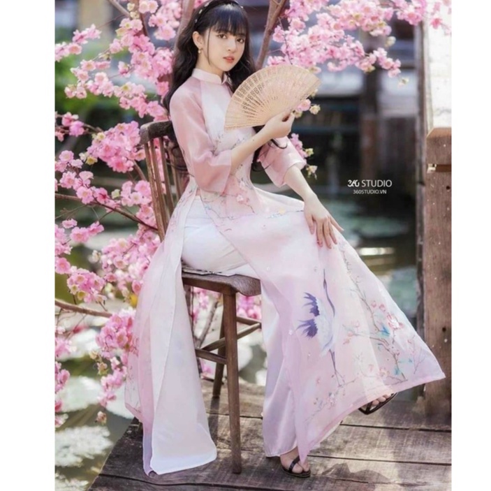 Áo dài cách tân tơ oganza 4 tà kết chim đào màu phớt hồng áo dài cách tân kết đính MS14 .