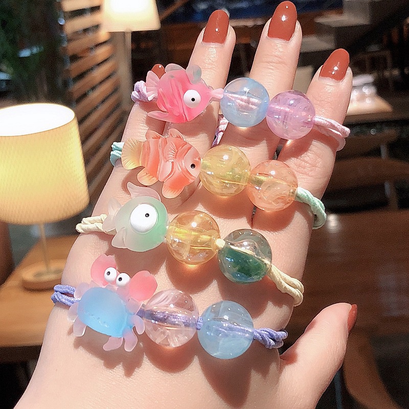 Phụ kiện tóc kiểu dáng dễ thương cho các bạn gái