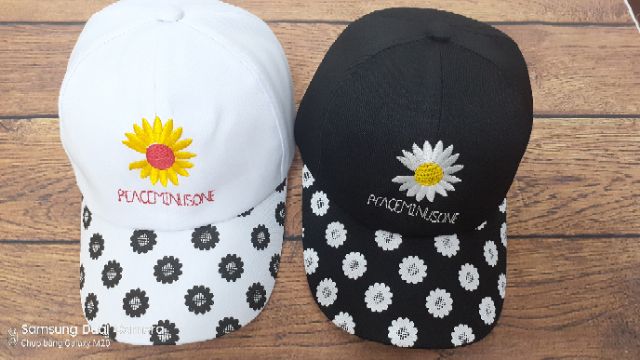 Mũ lưỡi trai, nón kết hoa cúc ở lưỡi. Mẫu mới tinh. Unisex