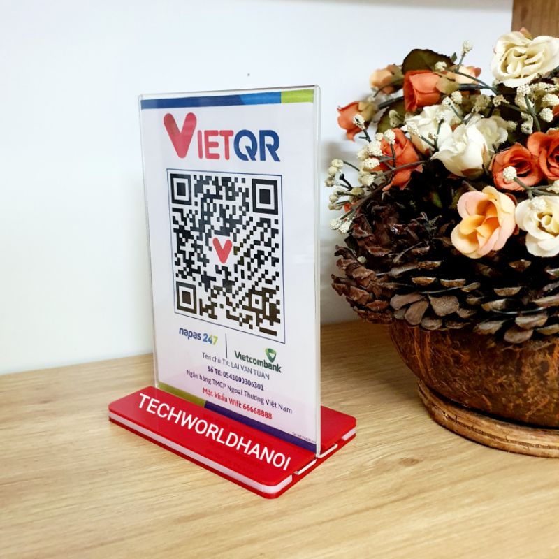 Mã QR chất liệu Mica để bàn, hỗ trợ thanh toán cho các Shop bán hàng Offline, Online
