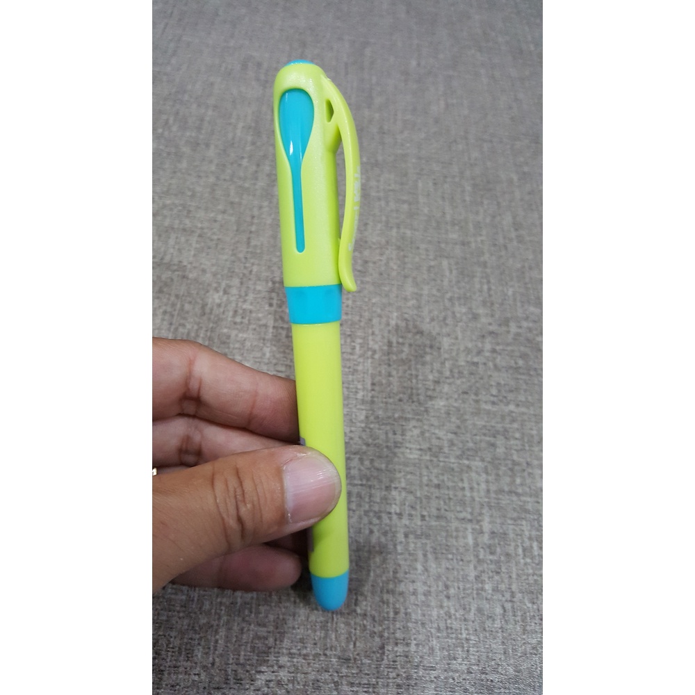 Bút Máy 1 Ống Mực Tím SMARTKIDS SK-FP1004 - Thân Bút Xanh Chuối
