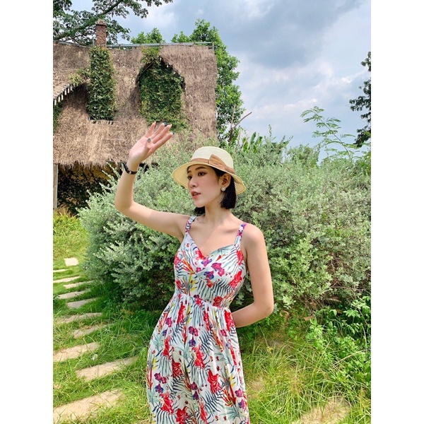 Đầm maxi hai dây hoạ tiết nhiệt đới, cổ tim, lưng thun co giãn kèm mút DOKESI  - Savannah dress