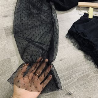 Siêu phẩm bikini đi biển