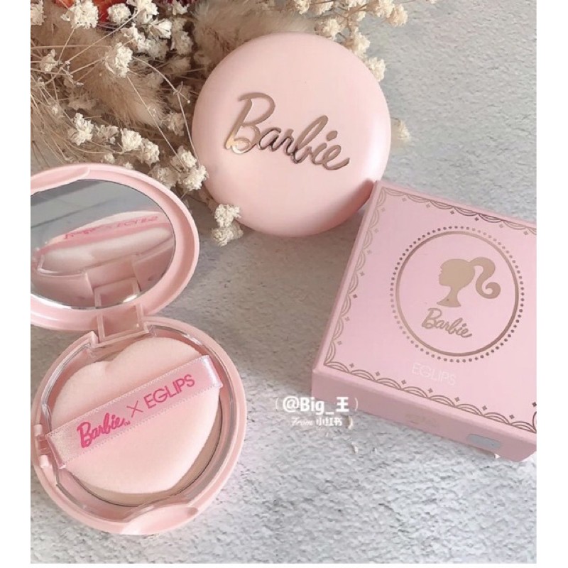 PHẤN PHỦ NÉN KIỀM DẦU Blur Powder Pact phiên bản giới hạn Barbie