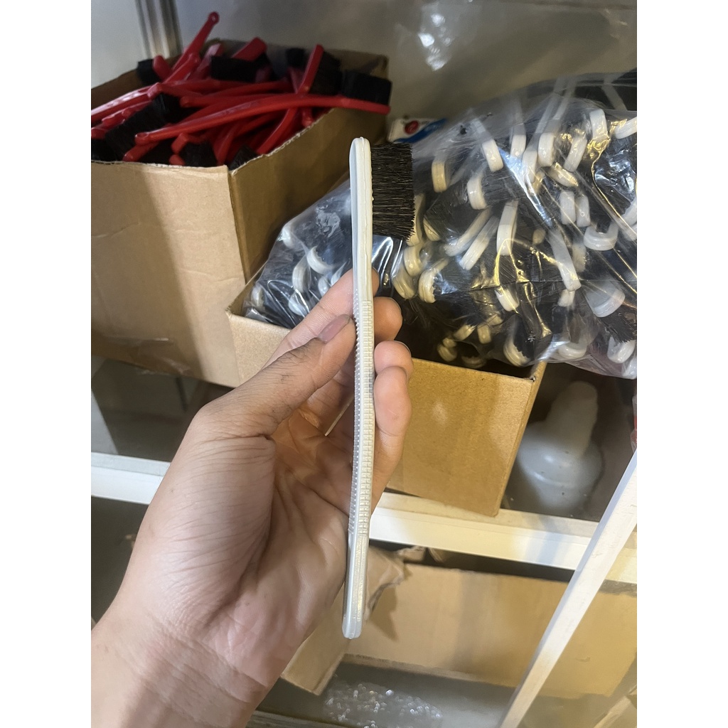 Bàn chải rửa xe chi tiết