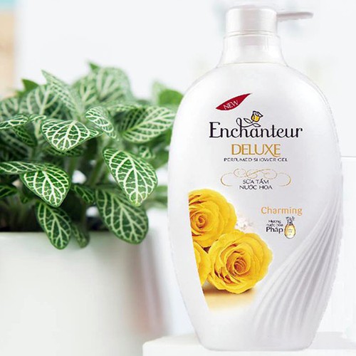 Sữa Tắm Enchanteur 900g