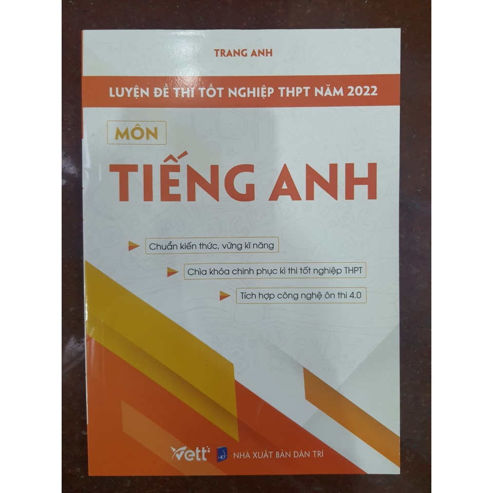 Sách - Luyện đề thi tốt nghiệp THPT năm 2022 môn Tiếng Anh