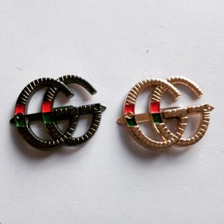 Ghim cài áo chữ GG, ghim đính túi quần