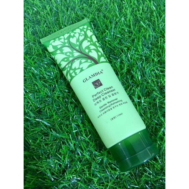 Sữa rữa mặt Glamdia