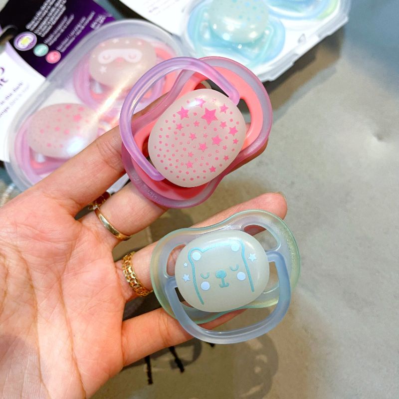 Ty giả ngậm thông khí dạ quang Philips Avent Ultra Air Night 0-18m