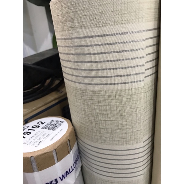 1m2 Giấy dán tường sẵn keo khổ 1.2m màu vàng kem,màu xanh, dán phòng ngủ, phòng khách, vân sần như gấm