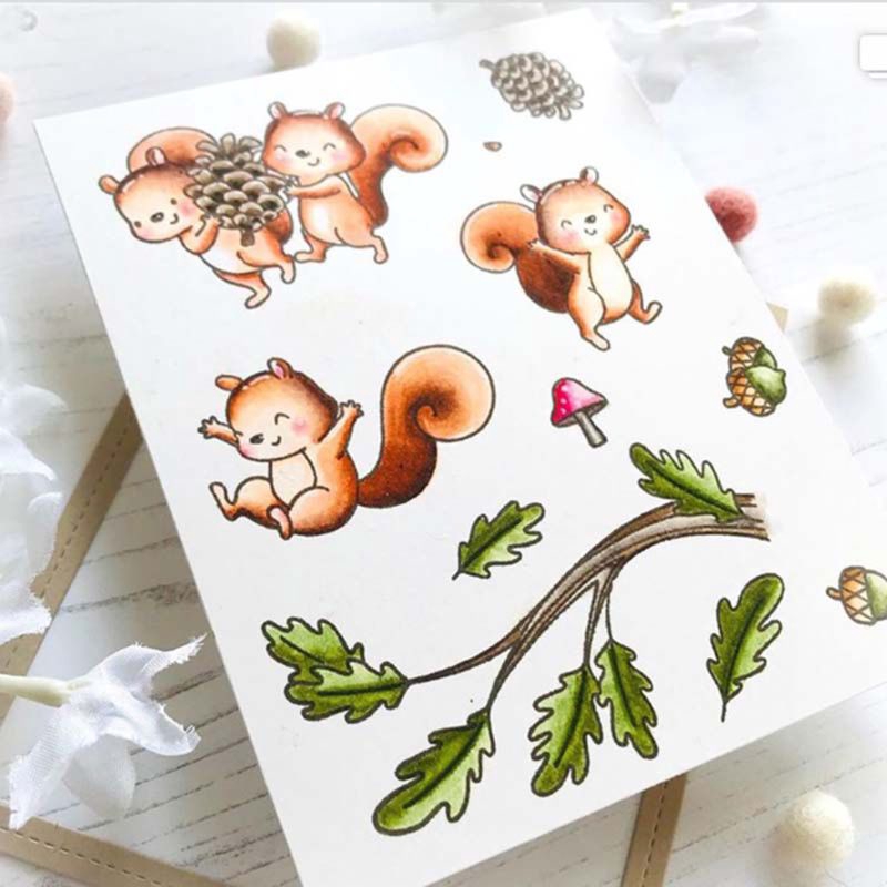 Khuôn Cắt Giấy Làm Từ Kim Loại Hình Quả Thông Trang Trí Scrapbook