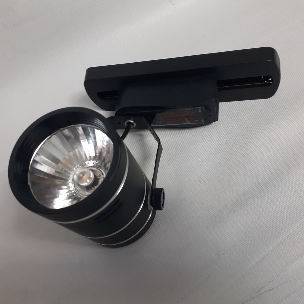 Đèn led rọi Chip cob Sasimi 24w kèm đế -ánh sáng vàng