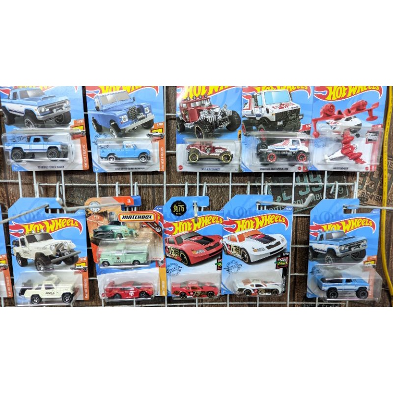 HotWheels: 39k Xe mô hình HotWheels ngẫu nhiên giá siêu rẻ tại HP