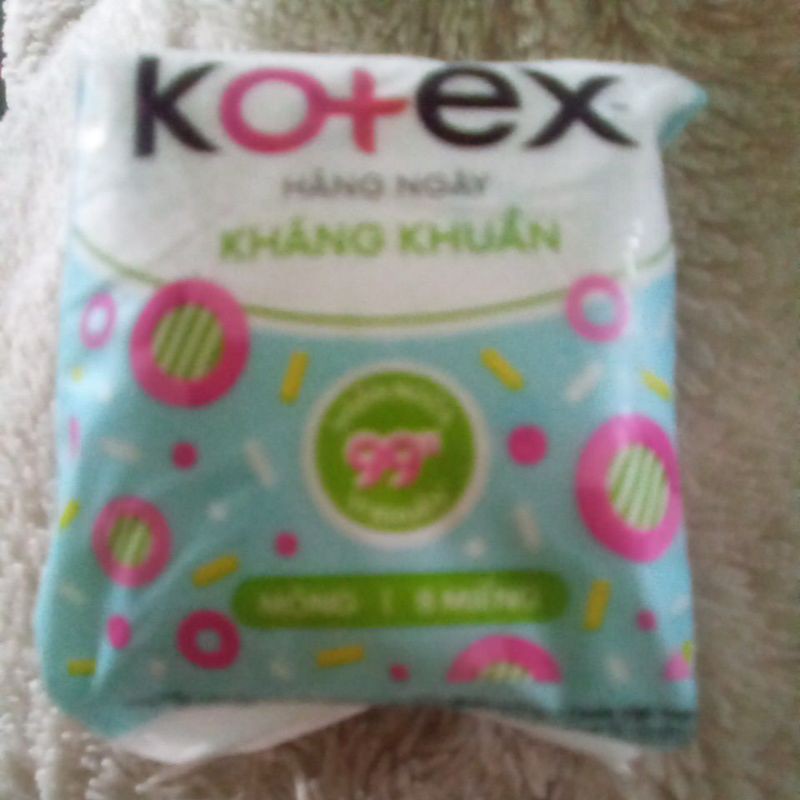 Băng vệ sinh Kotex style hàng ngày (8miếng)