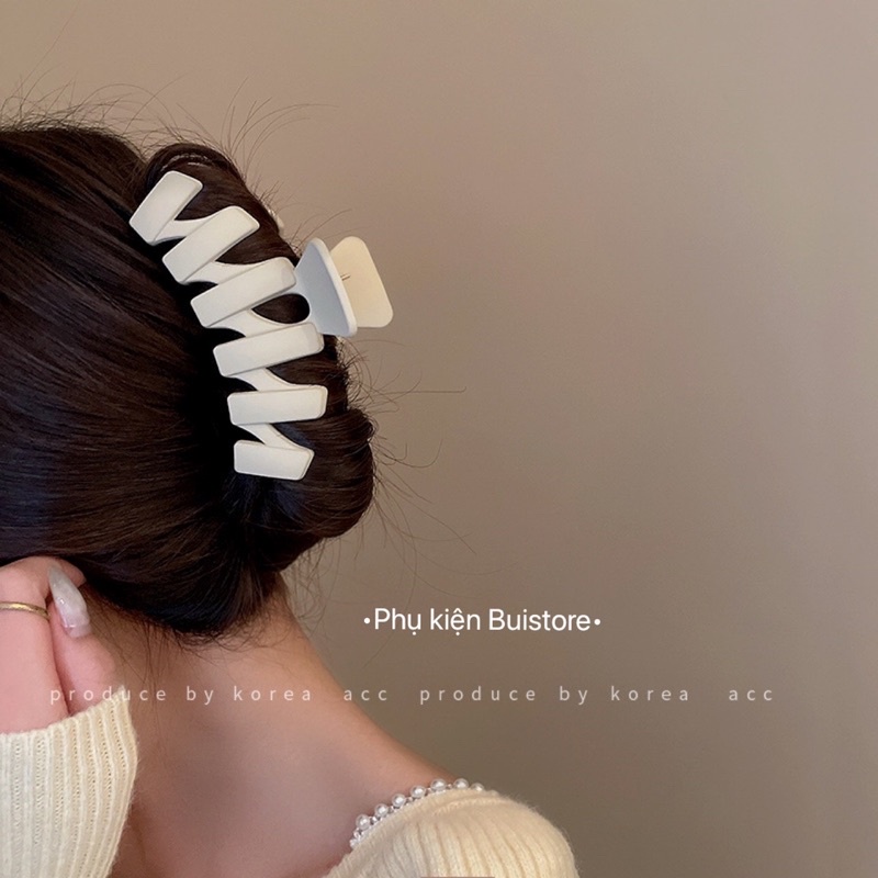 Kẹp càng cua Hàn Quốc, màu cà phê sữa hot trend Buistore