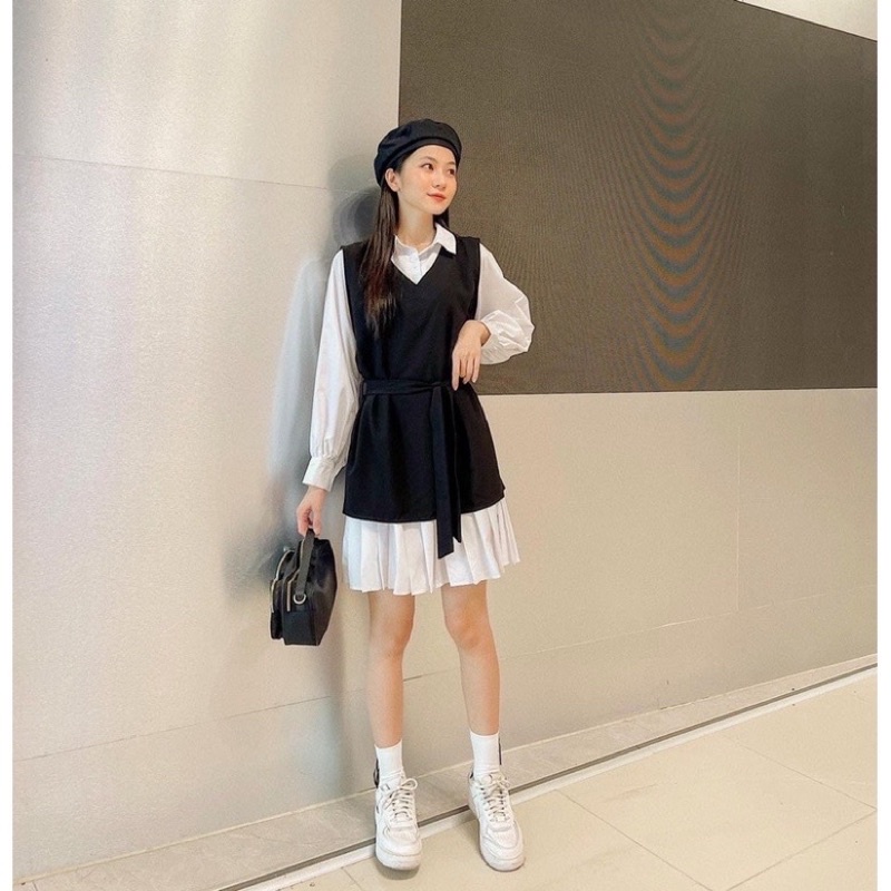 Set Váy Sơ Mi Xếp Ly Phối Gile Yếm Đen Ullzzang