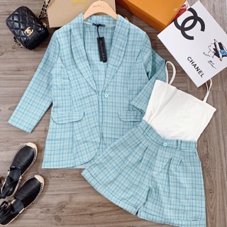 Set vest kẻ 3 chi tiết