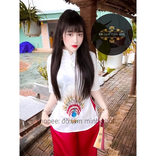 Mẫu Đồ Lam đi chùa thêu chim công, chật liệu tầm Hàn đẹp