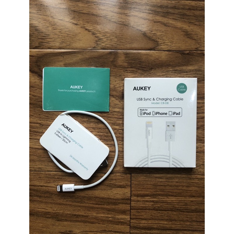 Cáp sạc USB Lightning Aukey 20cm trắng