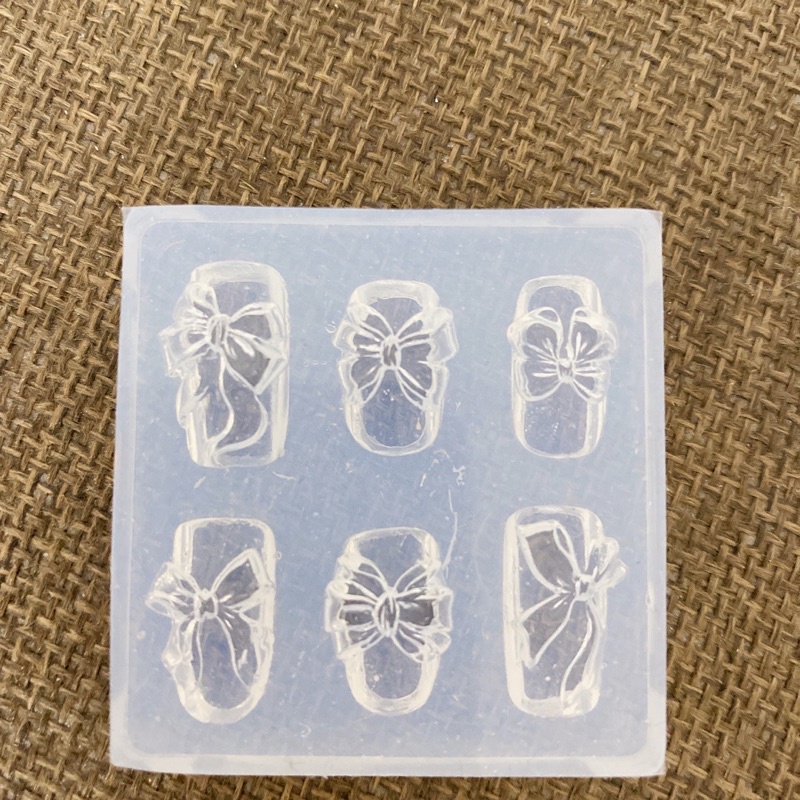 Khuôn nơ làm charm nails resin UV