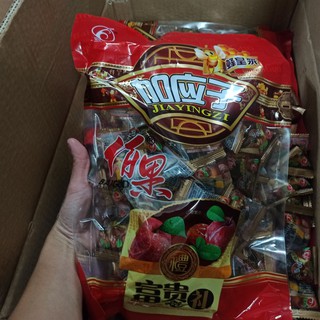 1 gói ô mai Mận