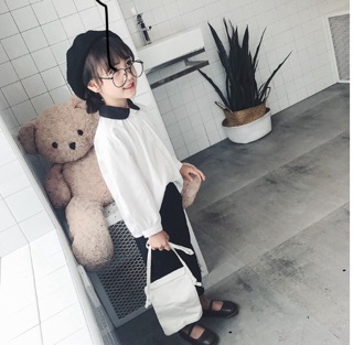Áo sơ mi trắng bé gái
