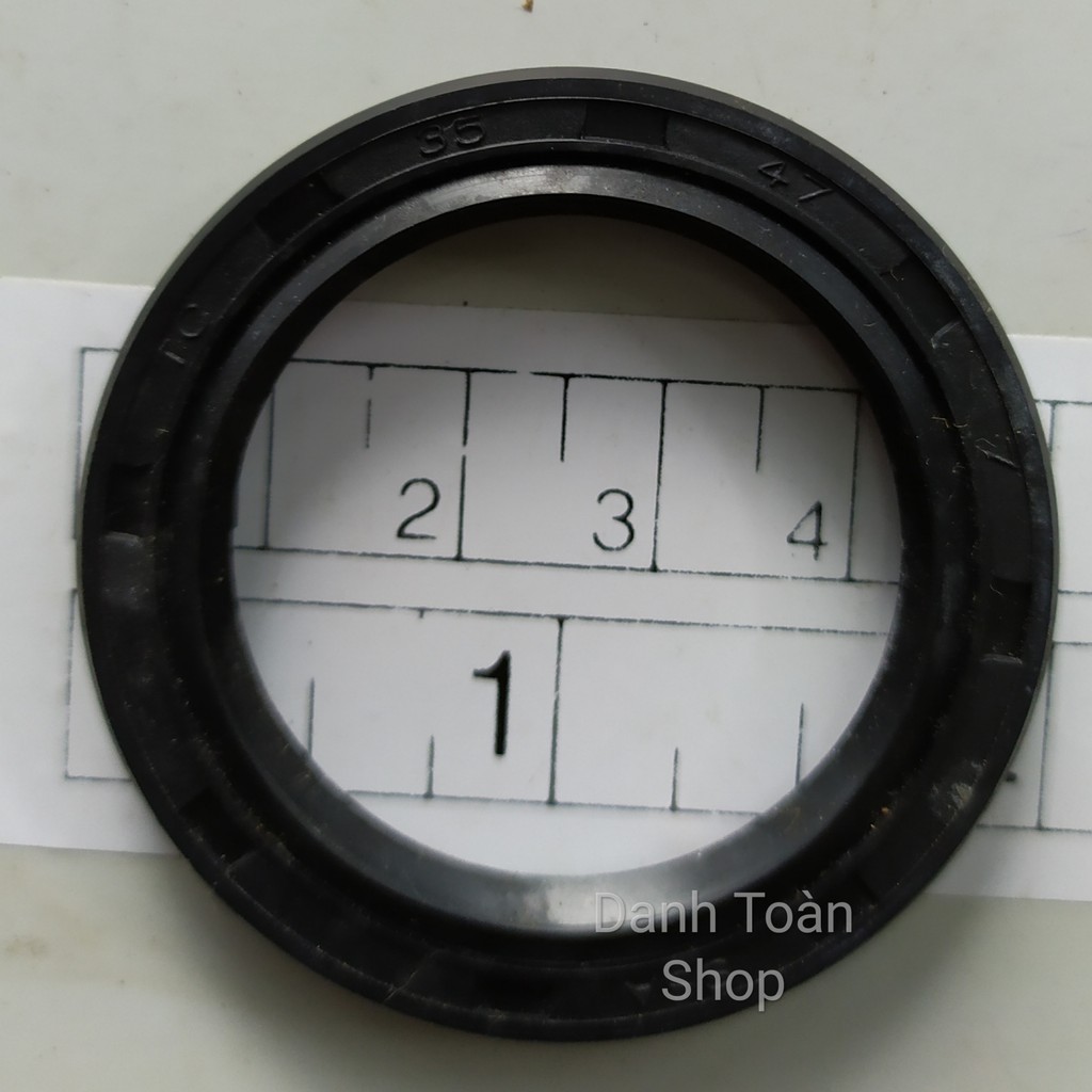 Phốt Nhớt 47mm đường kính ngoài, đường kính tong các cỡ 20mm, 25mm, 28mm, 30mm, 33mm, 35mm