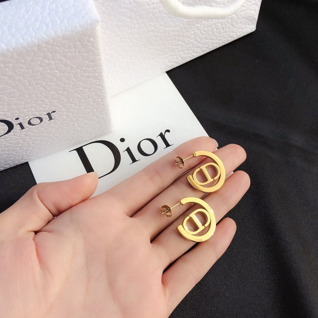 Khuyên Tai Tròn Bằng Thép Titan In Logo Dior Thời Trang Cho Nữ