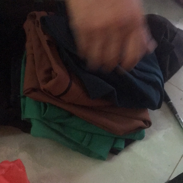 Quần si hàng hàng quá rẻ đẹp các chín em vào Quần si hàng hàng quá rẻ đẹp các chín em vào ủng hộ em nhé ạủng hộ em nhé ạ