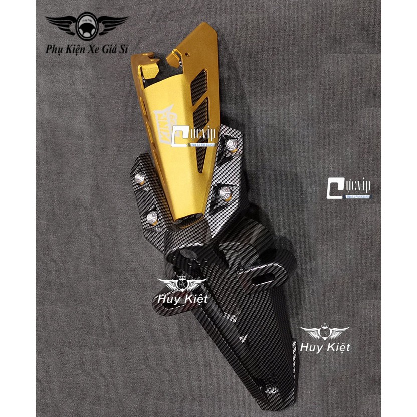 (3264) - Bộ Dè Sau Cho Xe Exciter 150 Mẫu Carbon Gồm Đuôi Đèn Nhôm Màu Và 4 Ốc Kiểng Cao Cấp