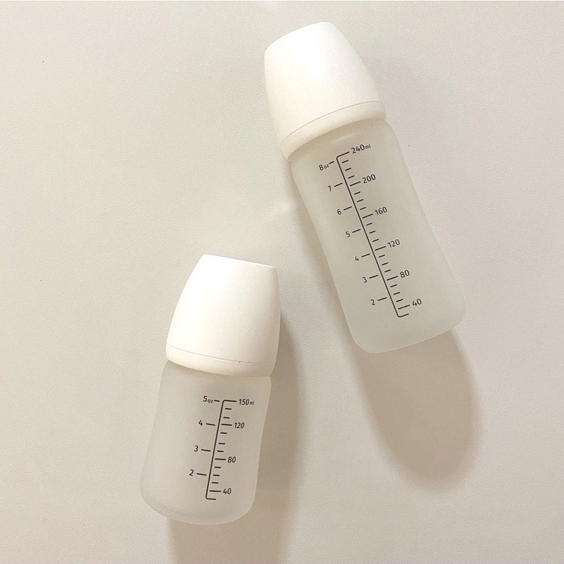 Bình sữa moyuum thuỷ tinh tráng Silicone siêu nhẹ Nội Địa Hàn cao cấp 150/240ml