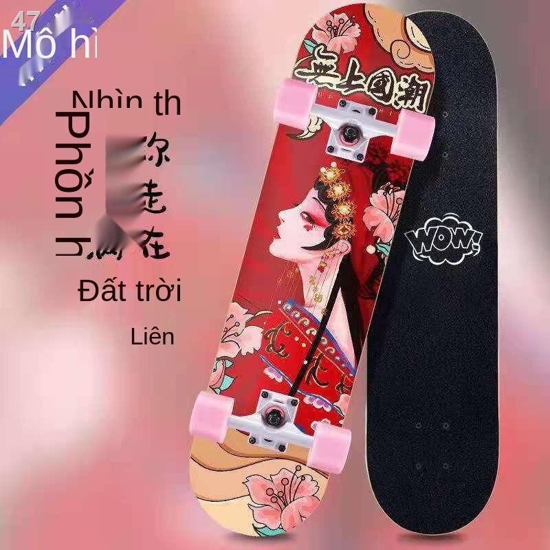 2021Muộn nhất✟□Skateboard nam và nữ người mới bắt đầu làm quen xe dài bốn bánh trẻ em lớn sinh viên chuyên nghiệp net đỏ