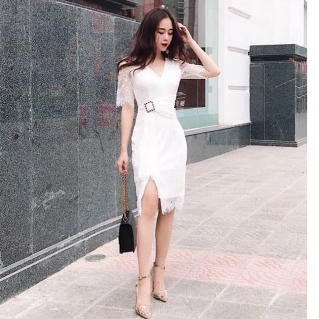Đầm Ren Body Tay Lở