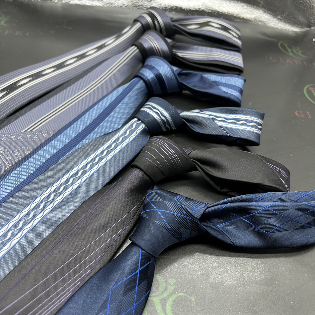 Cà vạt nam thanh niên công sở cao cấp 6cm xanh đen Giangpkc