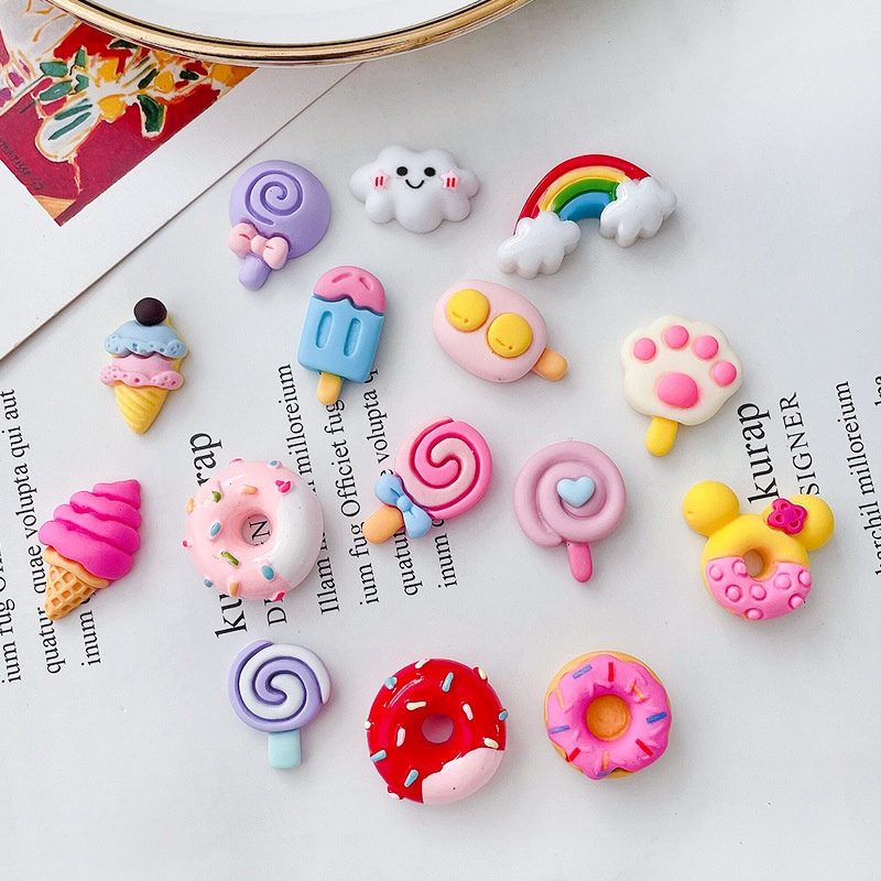 Combo 5 Sticker 3D Trang Trí Dễ Thương, Miếng Dán 2D / 3D Trang Trí Ốp Điện Thoại, Bình Nước Có Sẵn Keo
