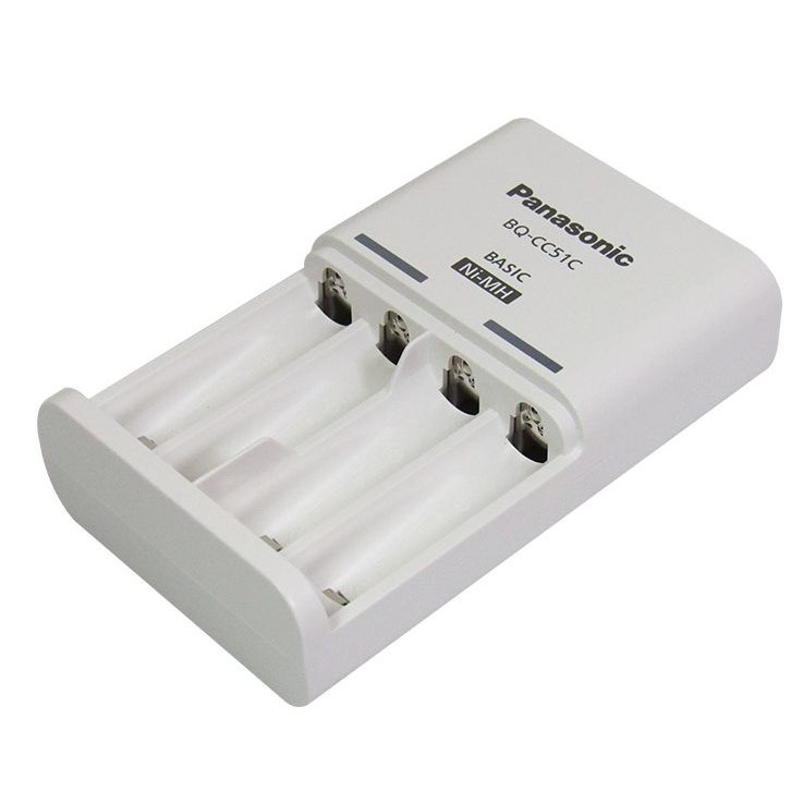 Bộ sạc kèm 4 pin AA 2000mAh chính hãng Panasonic