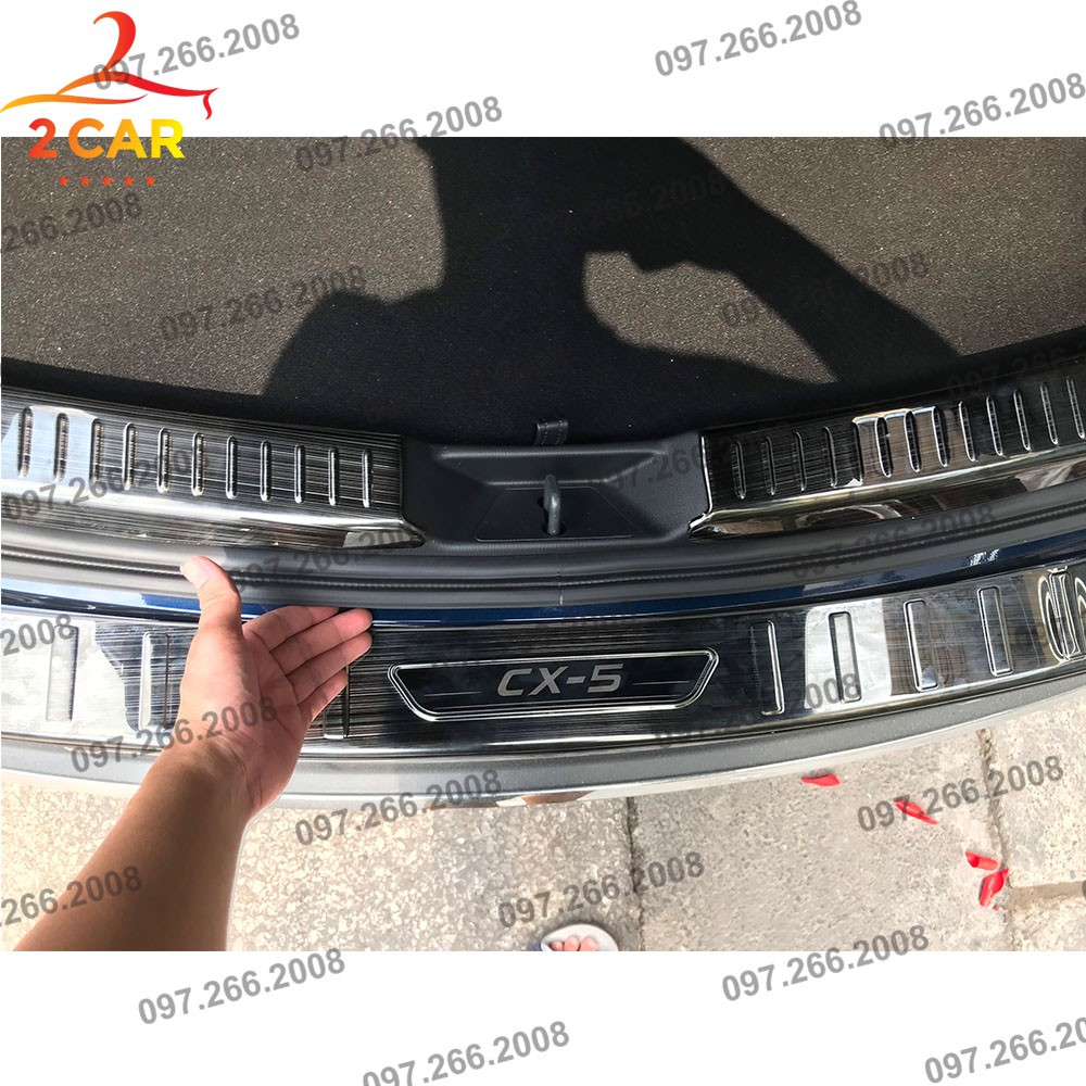 Ốp chống trầy cốp trong, ngoài xe Mazda Cx5, Cx-5 2018- 2019- 2020, 2021- 2022 Hàng Titan cao cấp