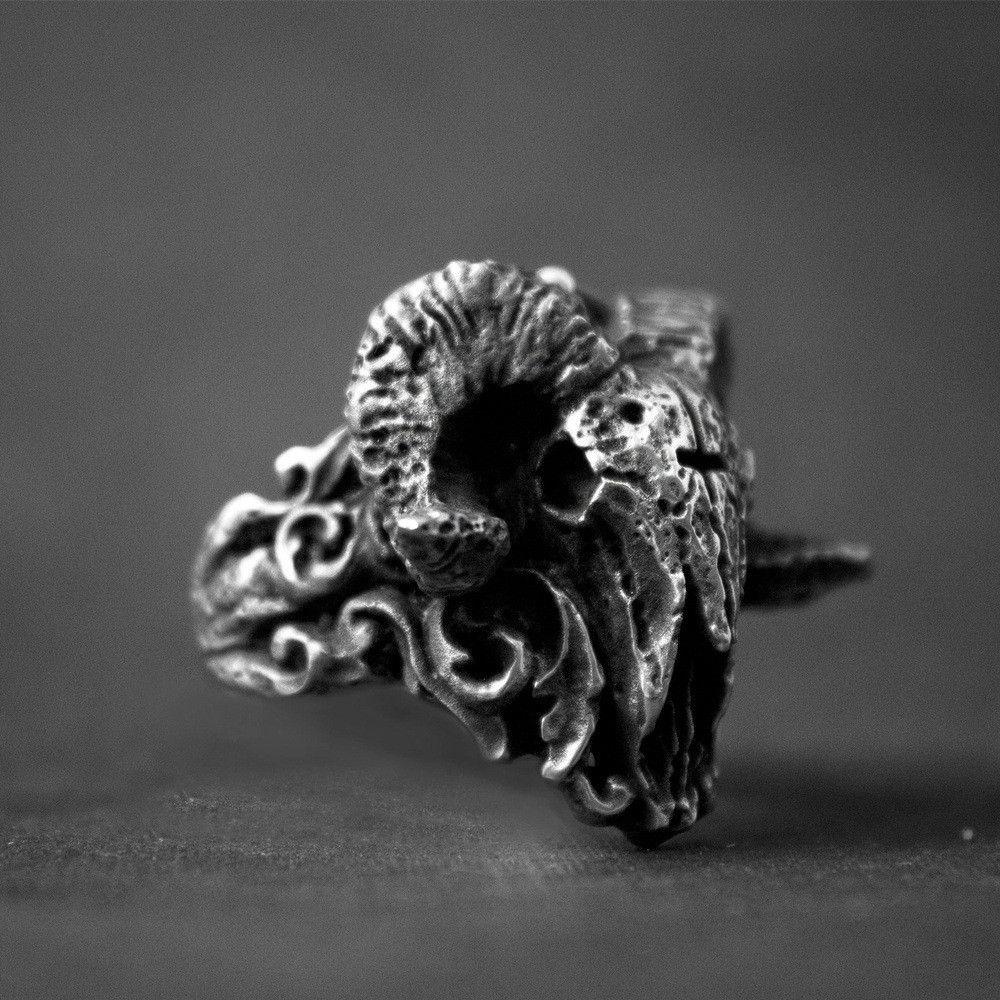 FUTURE Personality Domineering Goat Classic Skull Ring Party Accessories Jewelry Gift Retro Alloy Punk