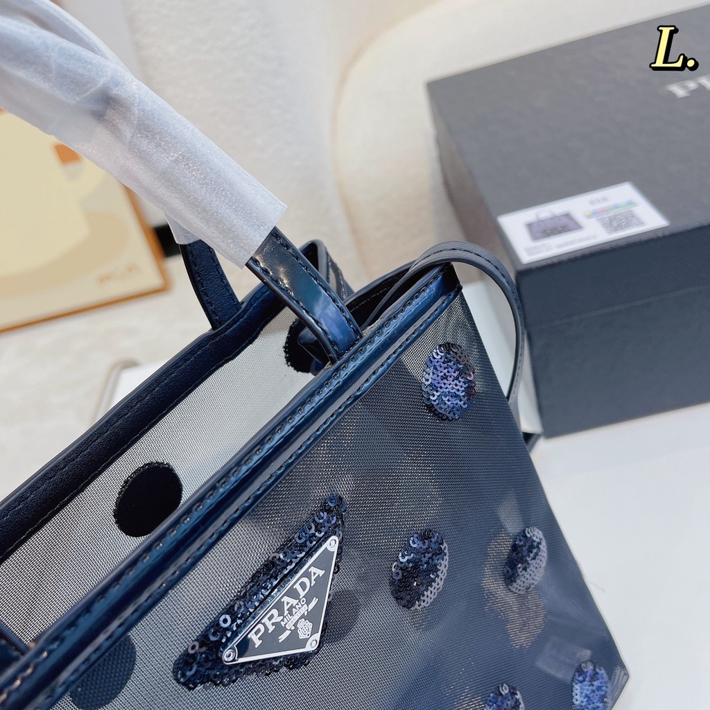 Prada Túi Xách Lưới Màu Đen Thời Trang Xu Hướng Đi Biển Phong Cách Âu Mỹ Cho Nữ