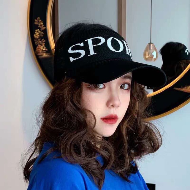 Mũ lưỡi trai nữa đầu