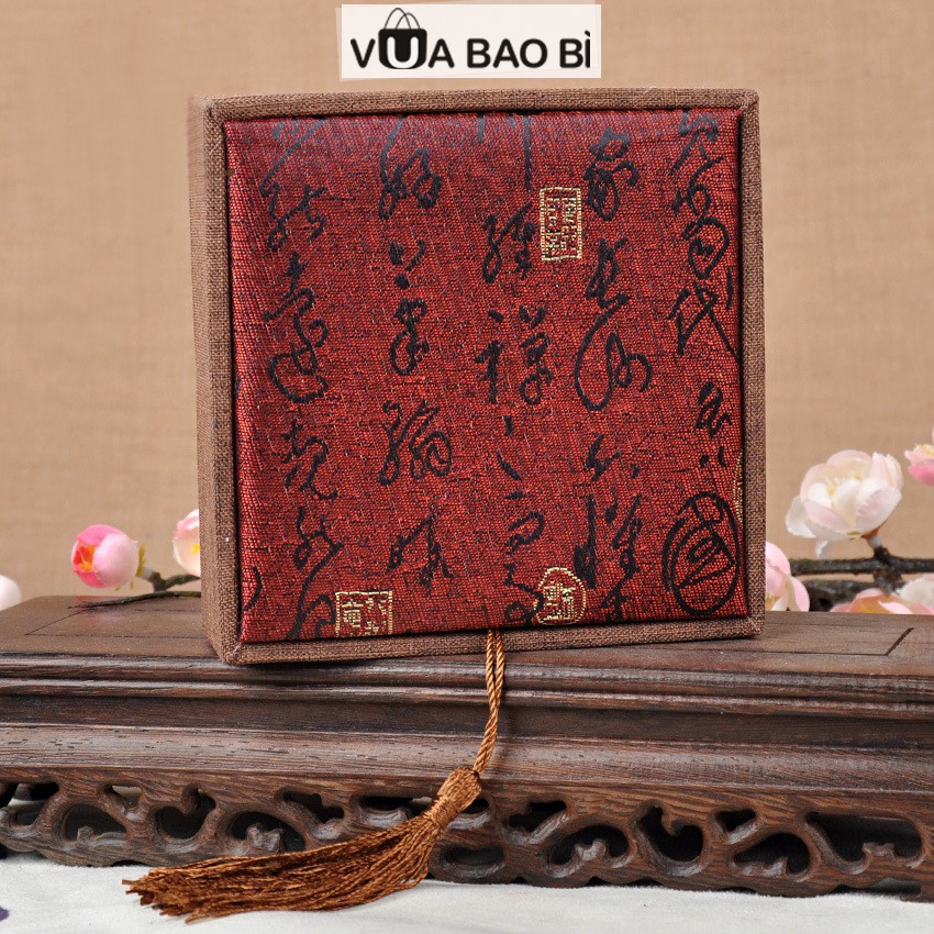 Hộp Gấm đựng trang sức, vòng phong thủy 10x10cm, Hộp đựng vòng tay, mặt đá bằng gấm cao cấp VUA BAO BÌ