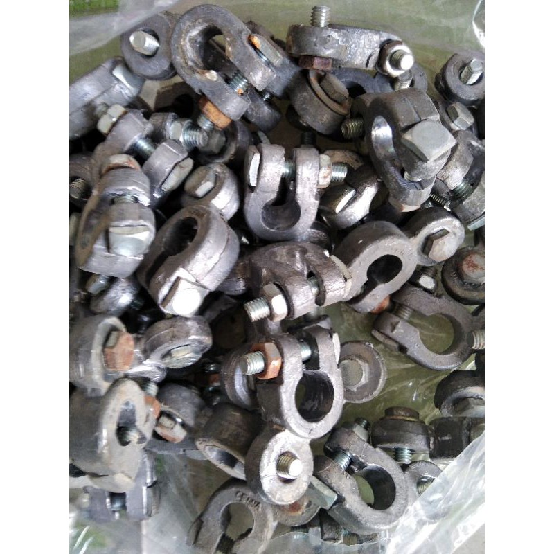 ĐẦU BỌC ẮC QUY 1 BỘ  BẰNG CHÌ