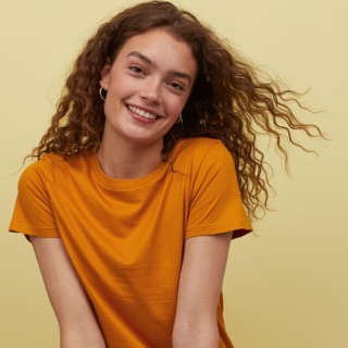 CHÍNH HÃNG ÁO THUN TRƠN VÀNG RỘNG NỮ H&M