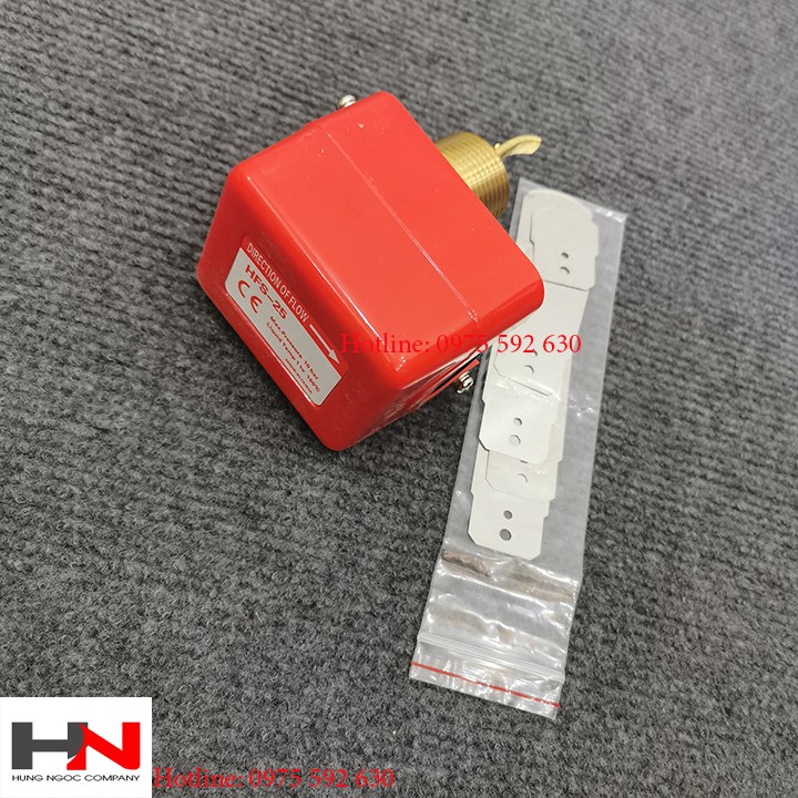 Công tắc đo dòng chảy nước chân ren kết nối DN25