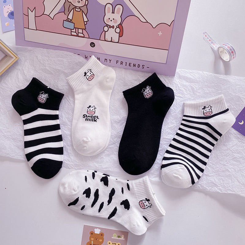 Tất Vớ Nữ Cổ Ngắn Họa Tiết Bò Sữa Trắng Đen (TN030)