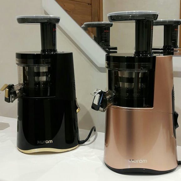 Máy ép trái cây nội địa Hàn Quốc Hurom Alpha H-AA-DBF17B và H-AA-LBF17B -  bảo hành 10 năm