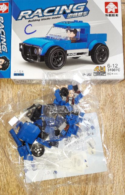 Lắp ráp 1 hộp LegoRacing siêu xe 31007 có nhiều chi tiết bằng nhựa ABS
