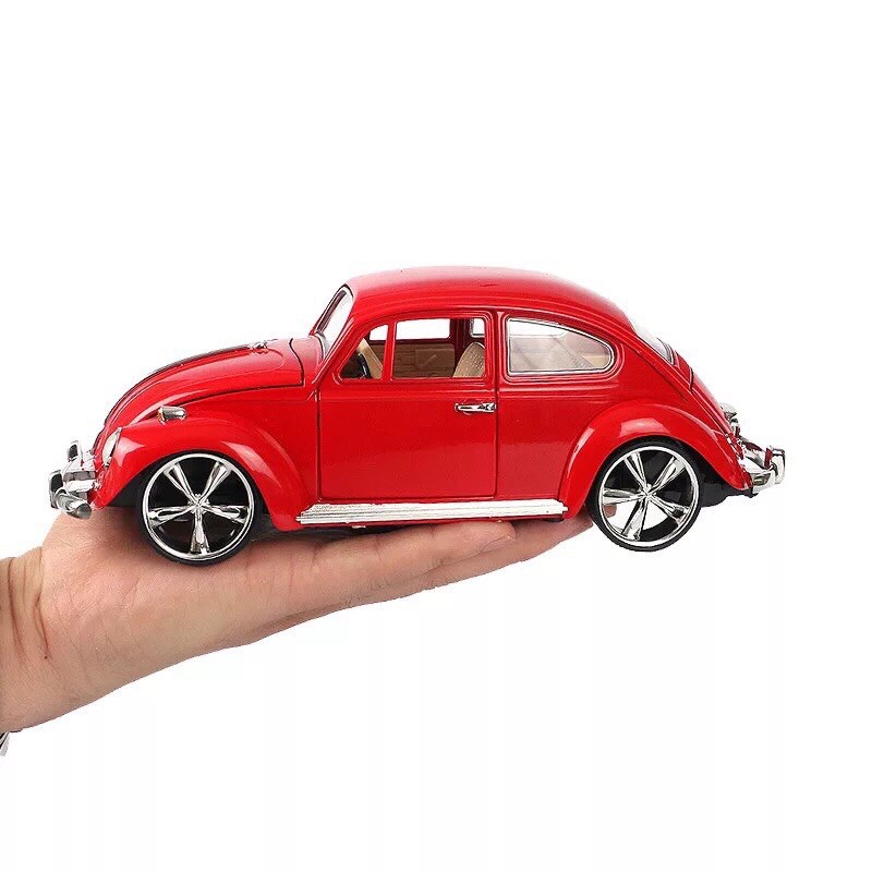 Mô hình xe cổ Volkswagen Beetle tỷ lệ 1:18 cao cấp bằng hợp kim