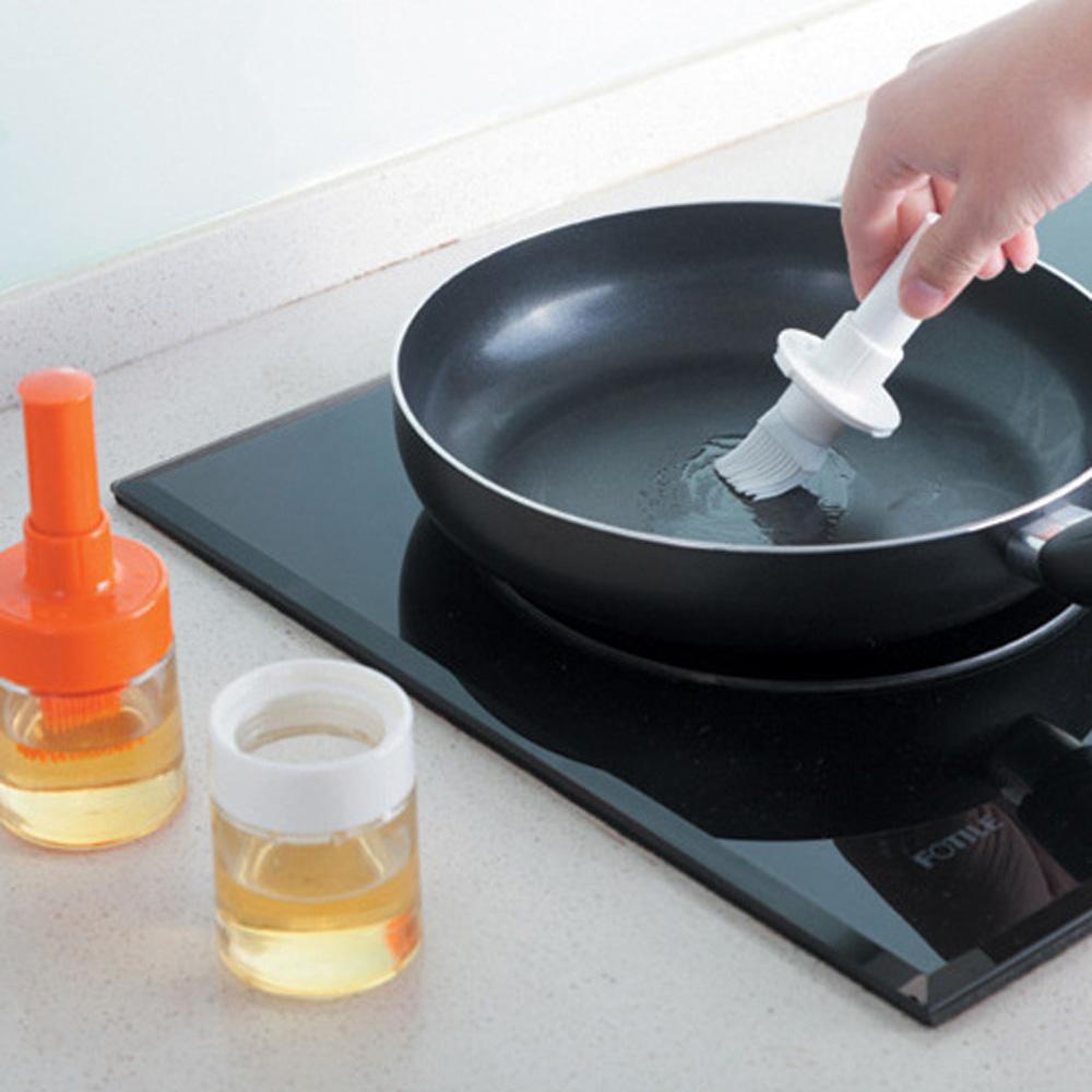 Bình Đựng Dầu Có Cọ Phết Chịu Nhiệt Dùng Nướng BBQ Tiện Dụng